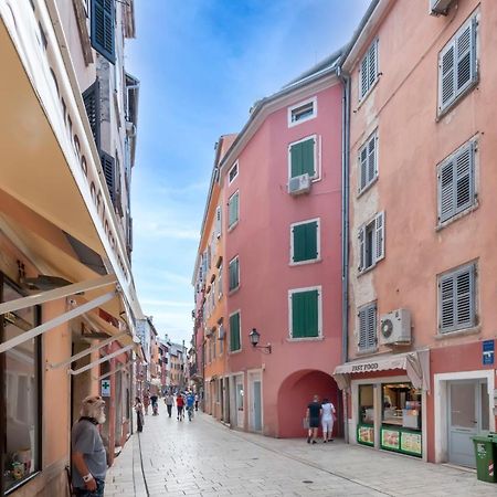 Sea View Apartment Rovinj Exterior photo