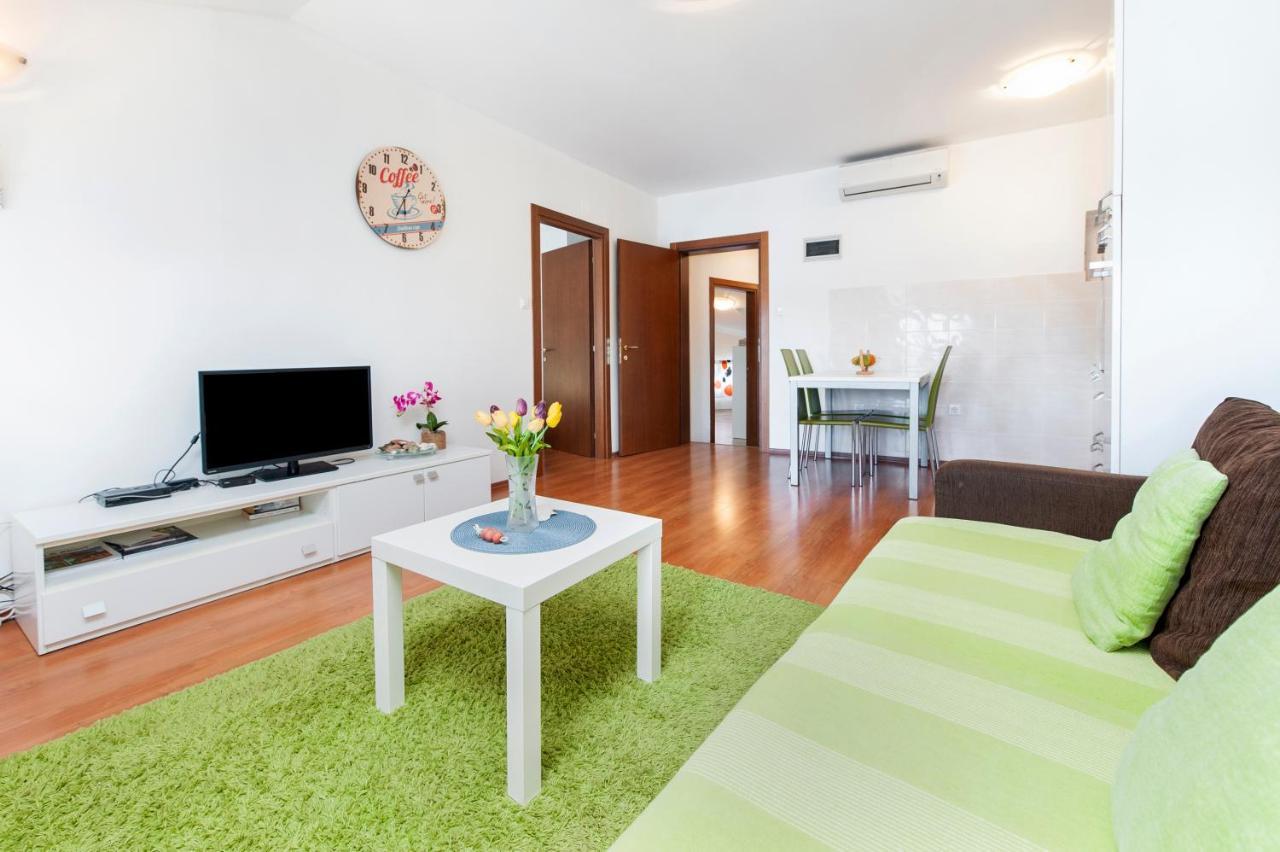 Sea View Apartment Rovinj Exterior photo