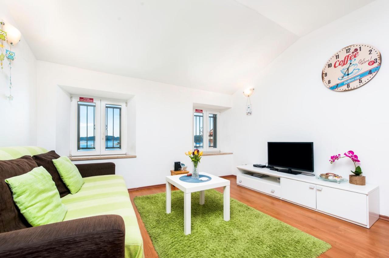 Sea View Apartment Rovinj Exterior photo