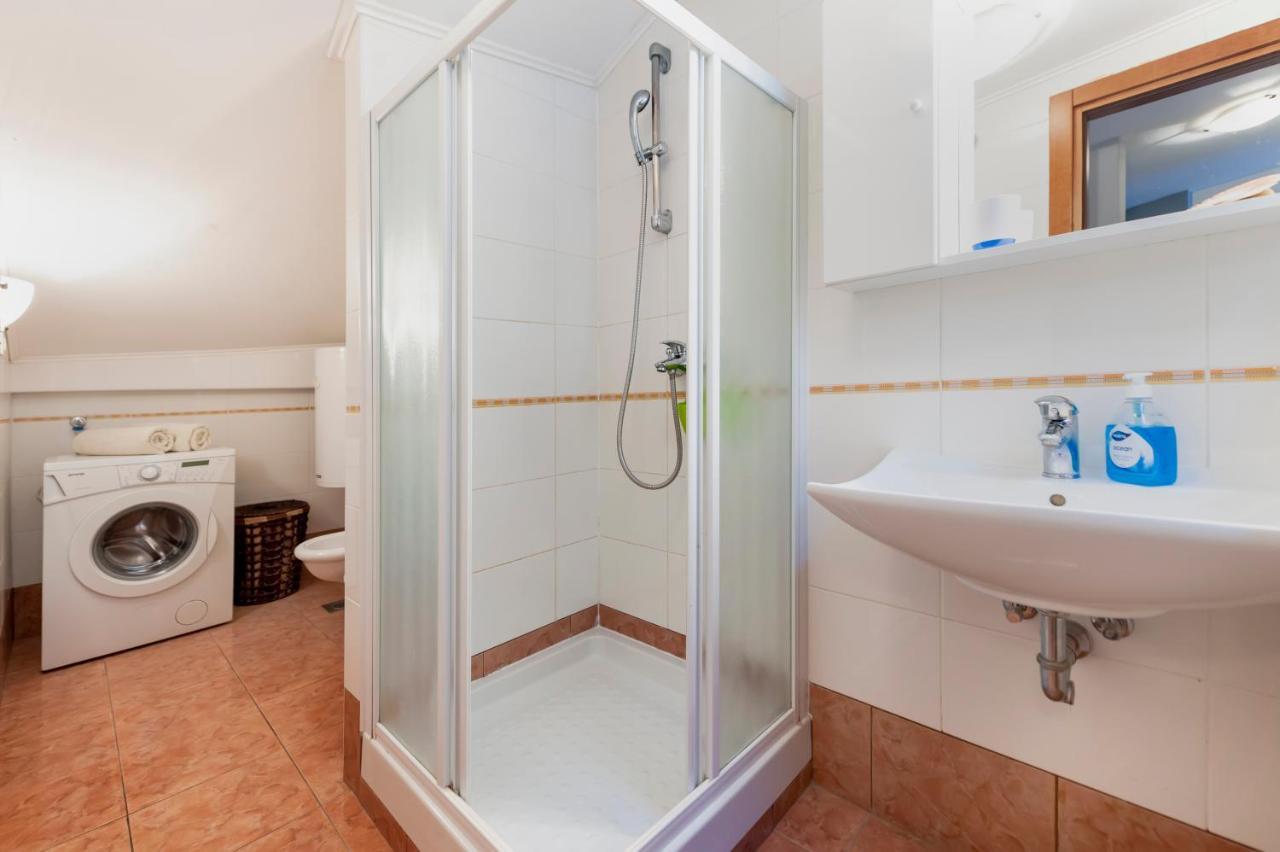Sea View Apartment Rovinj Exterior photo